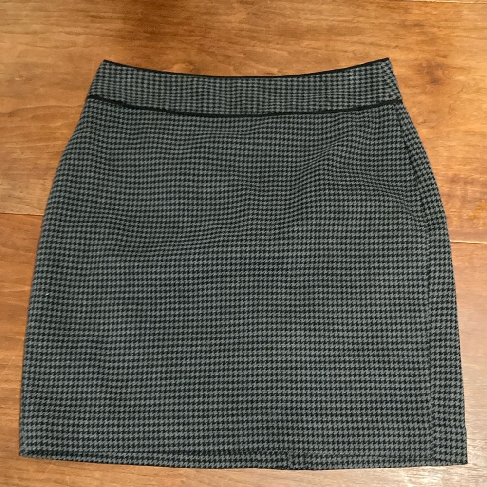 Banana republic black gray houndstooth work skirt 2P